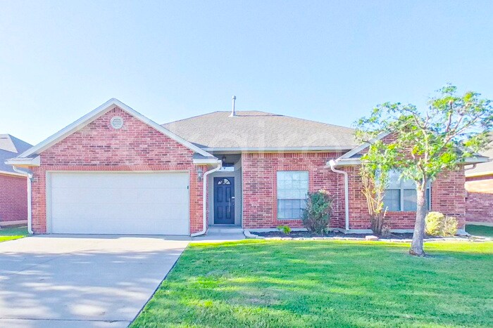 Foto principal - 521 SW 163rd St