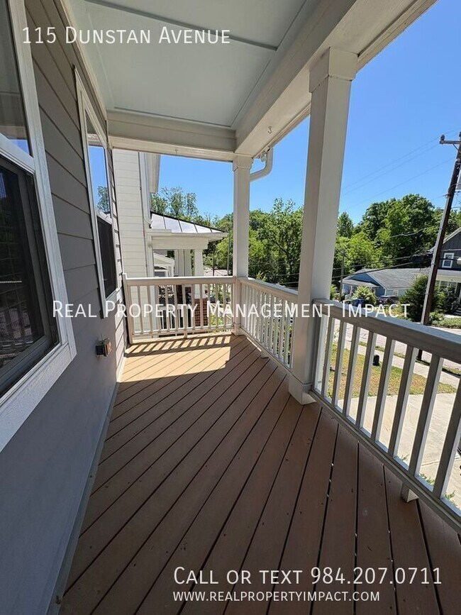 Foto del edificio - 115 Dunstan Ave