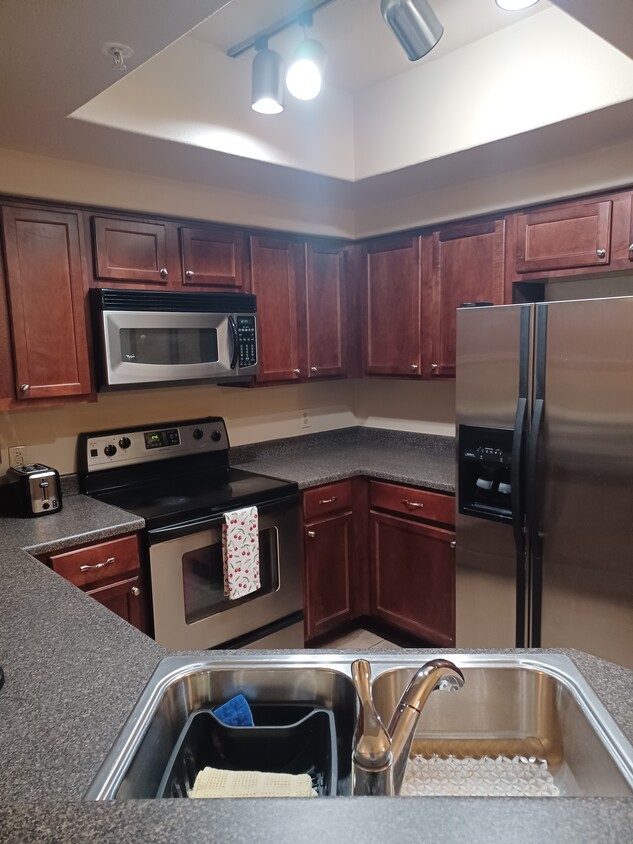 Foto principal - 750 E Northern Ave