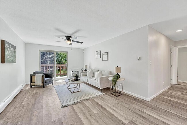 Foto del edificio - 2835 S Monaco St Pkwy