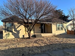 Building Photo - 1101 7th Ave