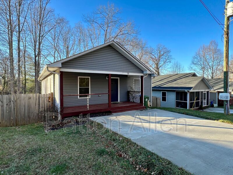 Foto principal - 19 Chapel Park Pl