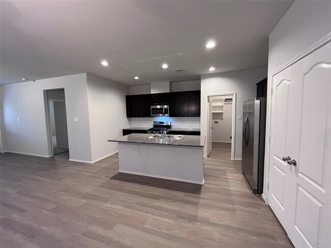Building Photo - 40507 Tyto Ln