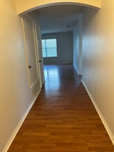 Building Photo - 476 Forest Ln