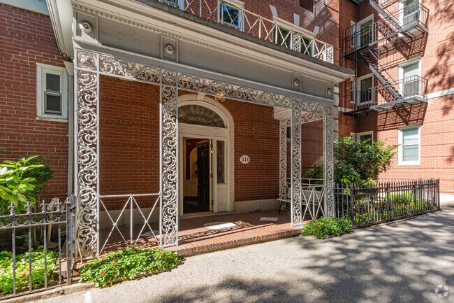 Entrance - 310 W 55th St