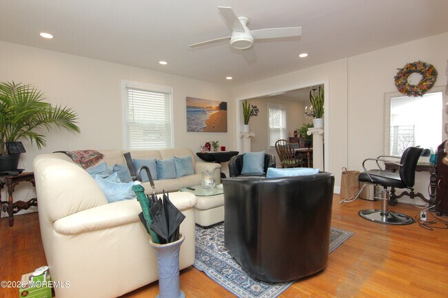 Foto del edificio - 240 7th Ave