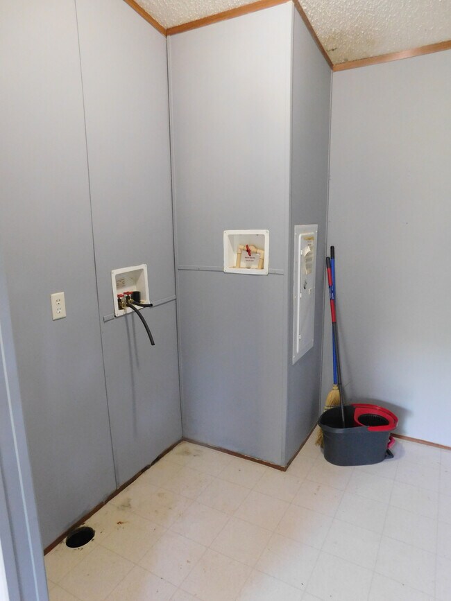 Foto del edificio - 233 Co Rd 725