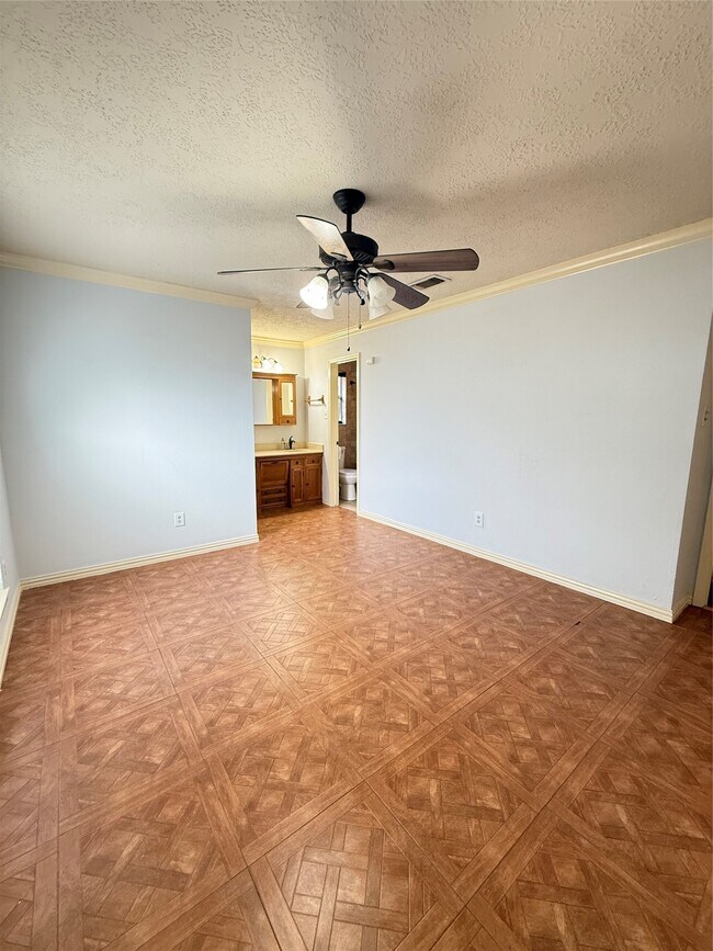 Foto del edificio - 8507 Clover Land Ct