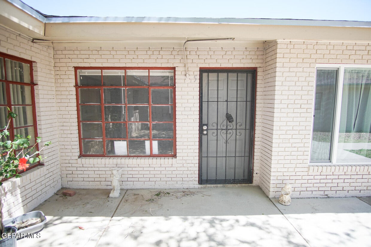 Primary Photo - 2607 Nations Ave