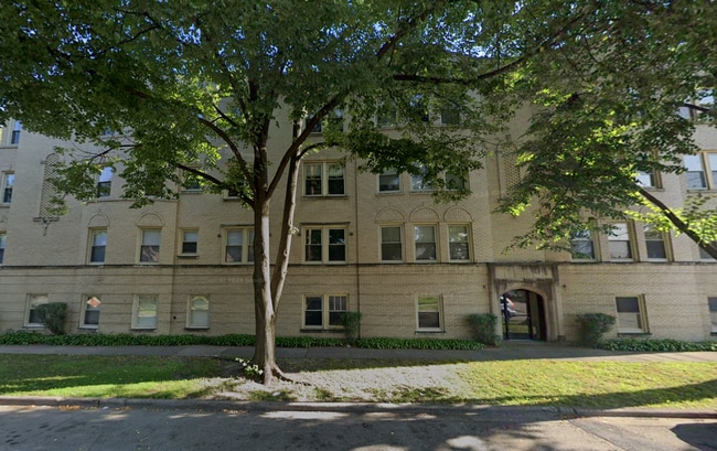 Building Photo - 4739 Washington St