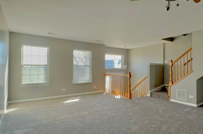 Building Photo - 24461 John Adams Dr