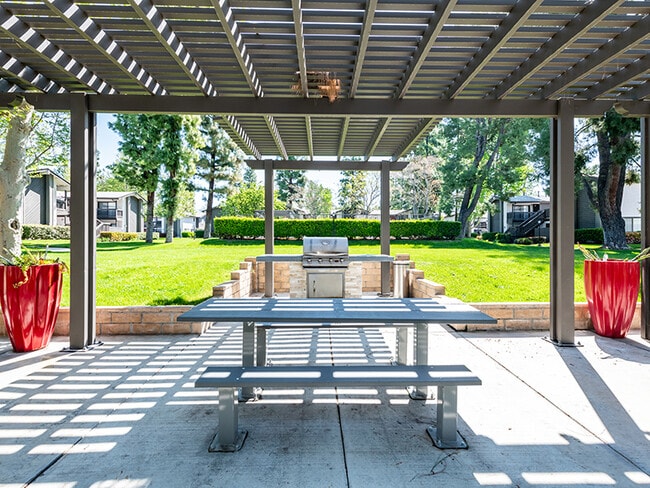 Foto del edificio - Portola  Redlands