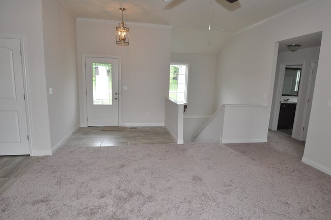 Building Photo - 1806 Mills Dr
