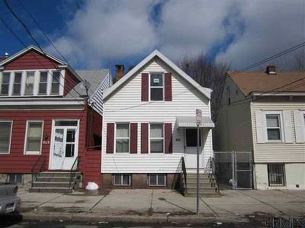 Front of house - 511 2nd St