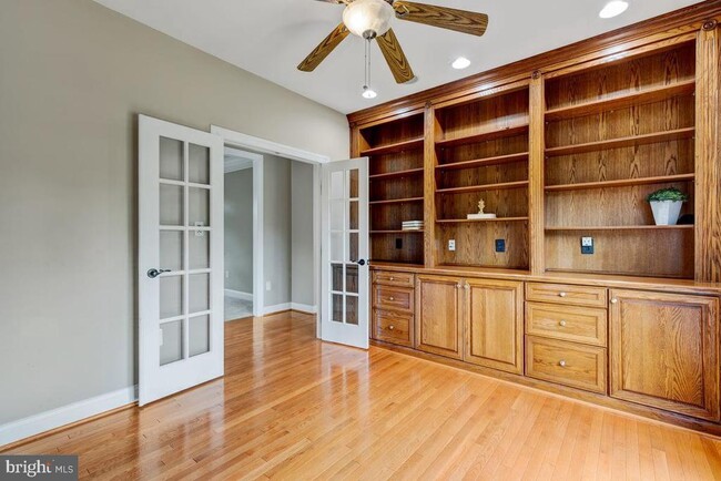 Foto del edificio - 24188 Spring Meadow Cir