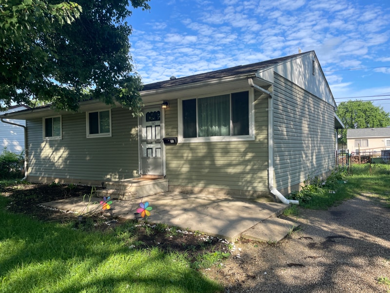 Foto principal - 185 Quaker Rd