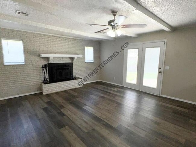 Foto del edificio - 3041 SW 40th Pl