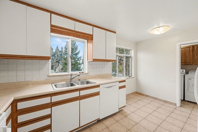 Foto del edificio - 3Bed/1Bath Home in Littleton