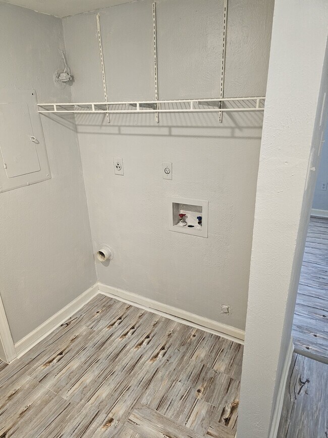 Foto del edificio - 3708-3714 Stefano Street