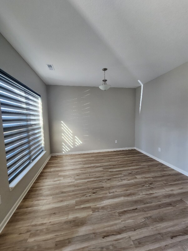 Foto del edificio - 202 Clover Meadow Ln