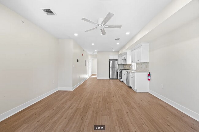 Foto del edificio - 20 Joyce Kilmer Ave