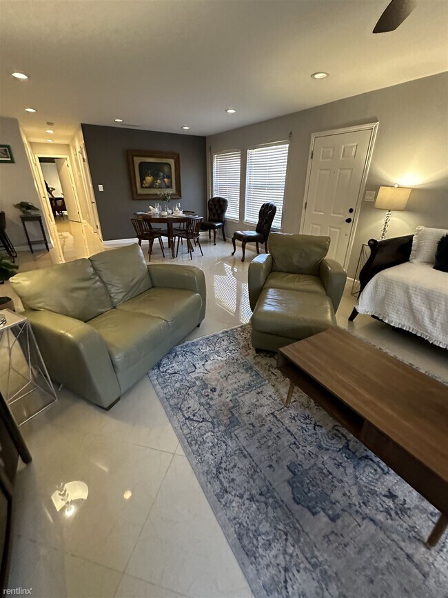 Foto del edificio - 2 br, 2 bath Duplex - 6220 Northwest King ...