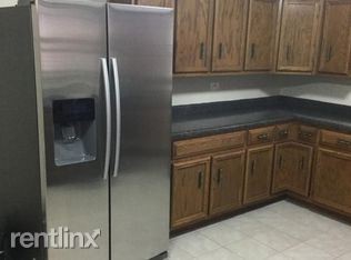 Foto del edificio - 418 N Prairie St