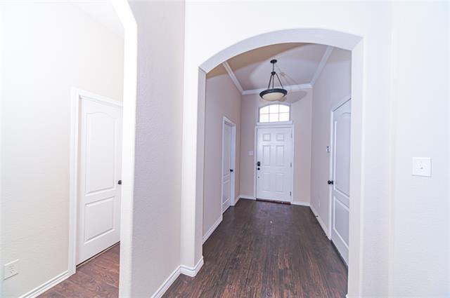 Foto del edificio - 403 Bellflower Ct