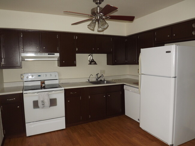 Foto del edificio - Spacious Updated Kettering Condo!