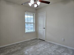 Building Photo - 5231 Lagoon Ct