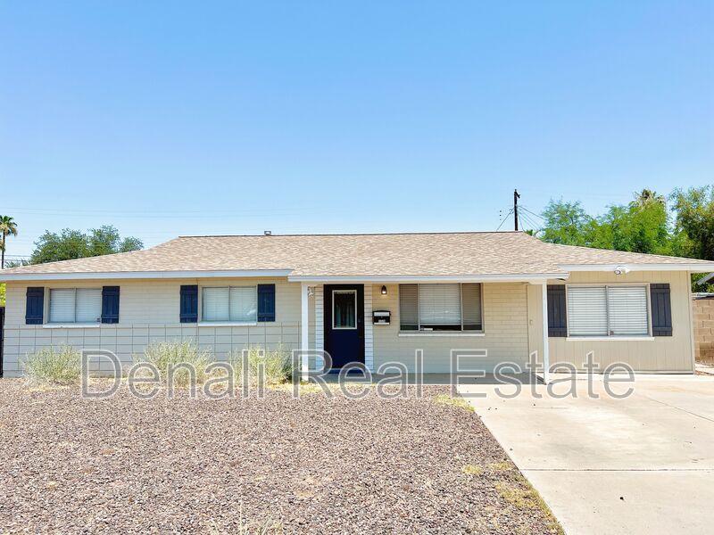 Primary Photo - 1220 W Romo Jones St