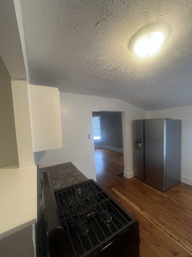 Building Photo - 5236 Lorain Ave