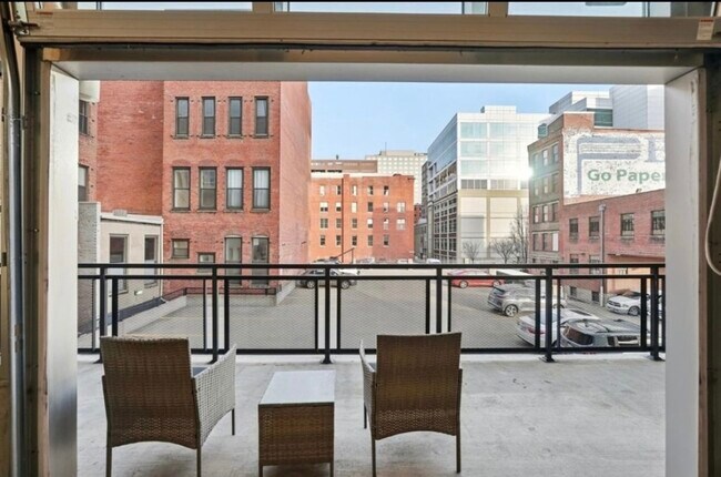 Espacio habitable al aire libre - 353 W 4th St
