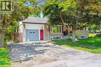 Building Photo - 289 Mackie Pl