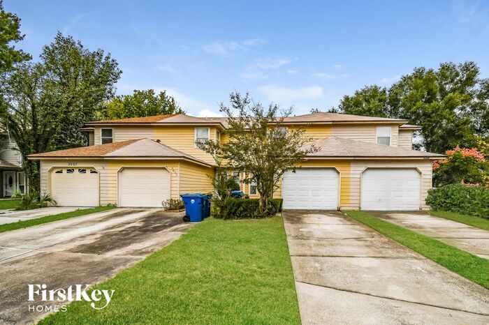 Foto principal - 3053 Cobblewood Ln E