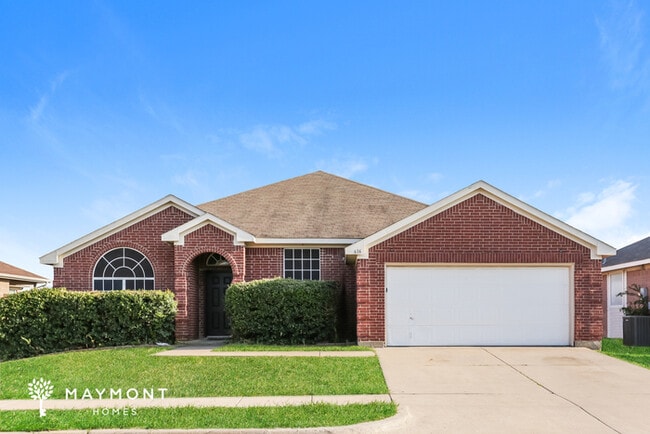 Building Photo - 616 White Swan Dr