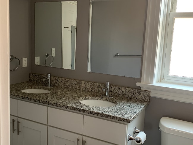 Building Photo - 4349 Bates St