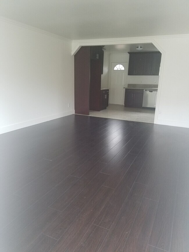 Photo - 7762 Newman Ave Apartments