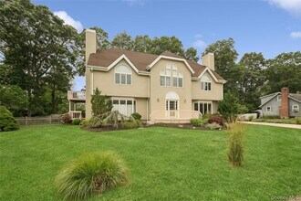 Building Photo - 185 Inlet Ln