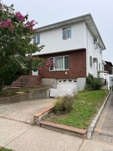 Building Photo - 12 Hickory Rd