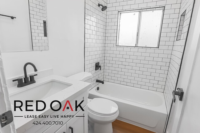 Foto del edificio - 4348 Lockwood Ave