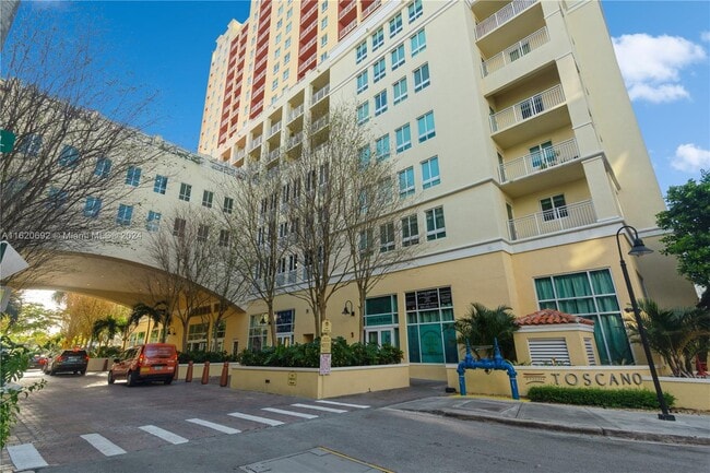 Building Photo - 7350 SW 89th St
