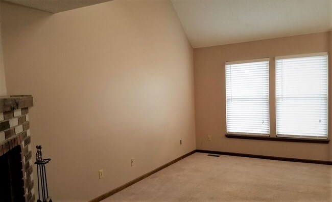 Building Photo - Vaulted Ceilings and Sky Light