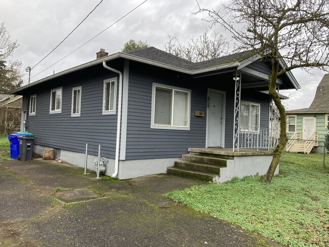 Building Photo - 859 NE Killingsworth St