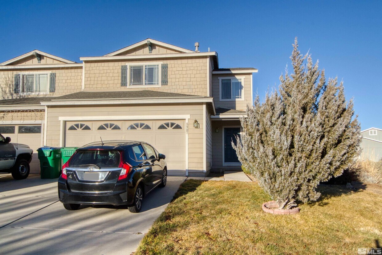 Foto principal - 8907 Red Baron Blvd