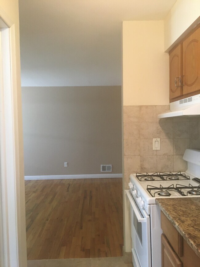 16 Corona Ave Unit 1, Staten Island, NY 10306 Apartments in Staten