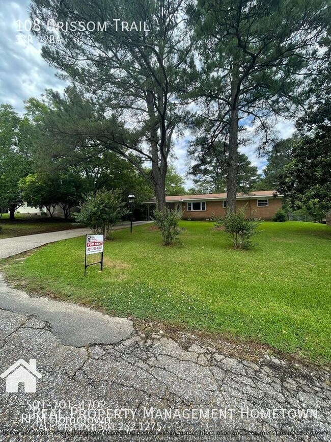 Foto del edificio - BEAUTIFUL 3 BEDROOM HOME IN LHSD