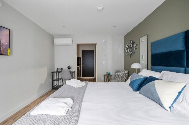 Foto del edificio - 73 Cottage St