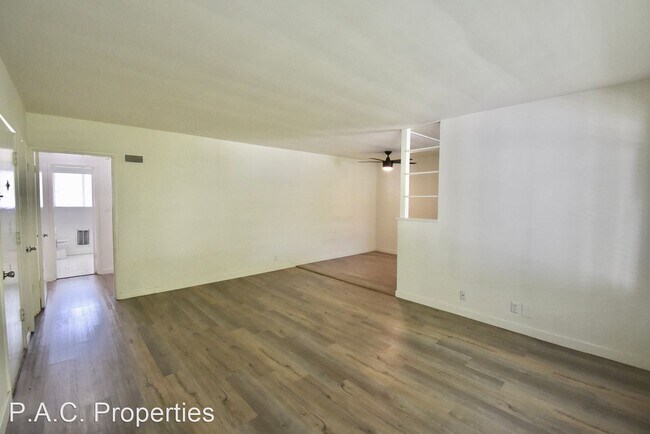Building Photo - 2 br, 1 bath Apartment - 6215-21 Fulton Av...