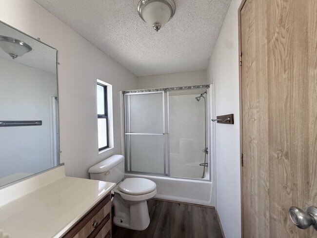 Building Photo - 345 S 58th St